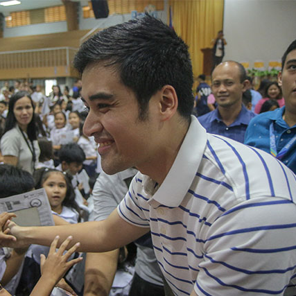 Vico Sotto campaigning